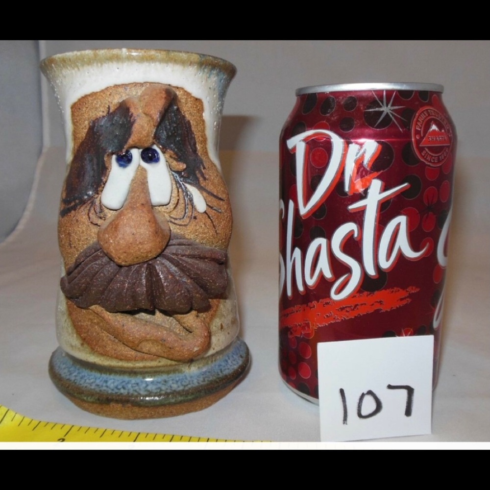 VINTAGE RARE STONEWARE POTTERY CLAY FUNNY FACE TALL MUG STEIN